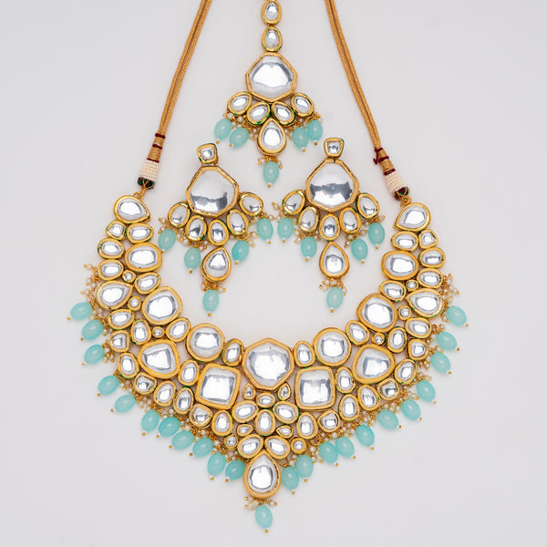 Anaisha Kundan Necklace Set