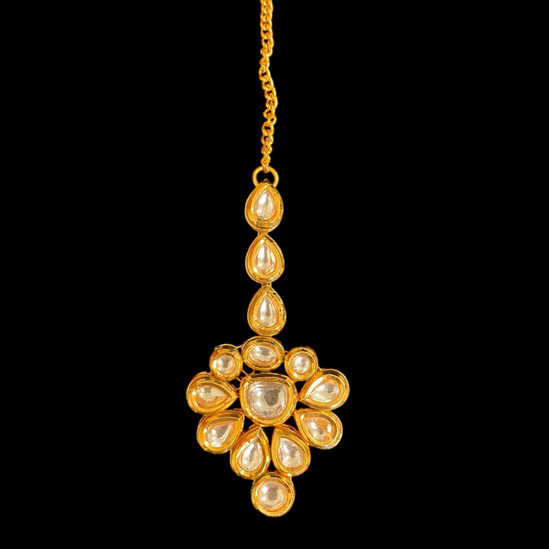 Gold Plated Kundan Tikka featuring Indian Gold Jewellery.