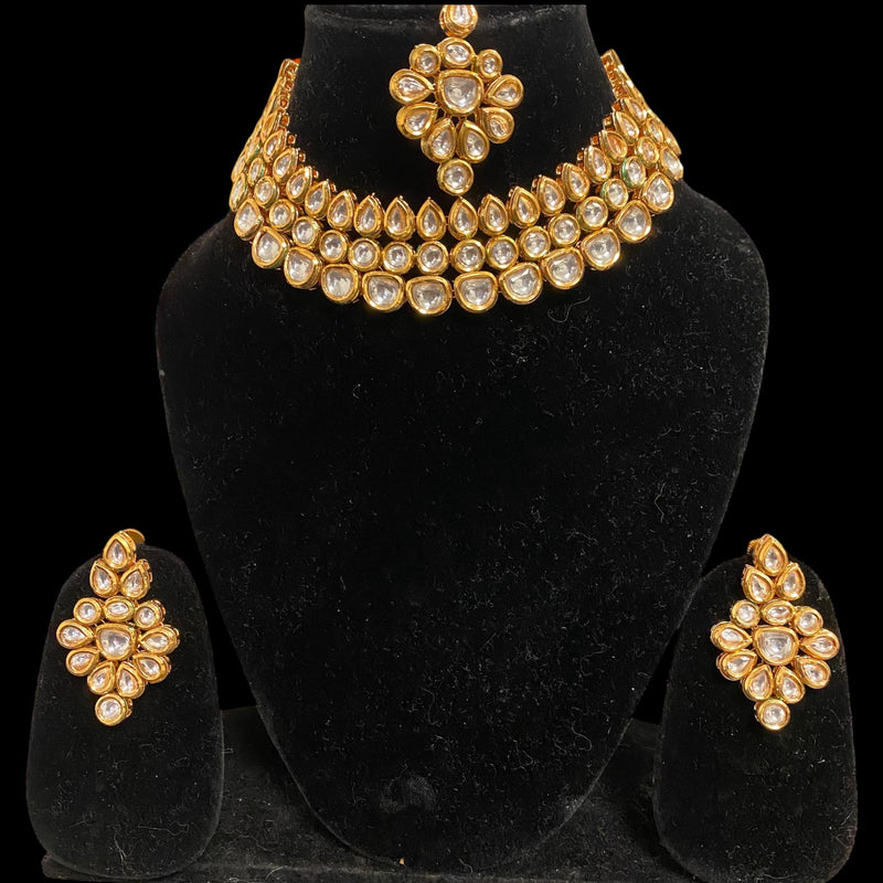 Indian Kundan Necklace Set with earrings and maangtikka. Gold plated necklace set. Statement necklace set.