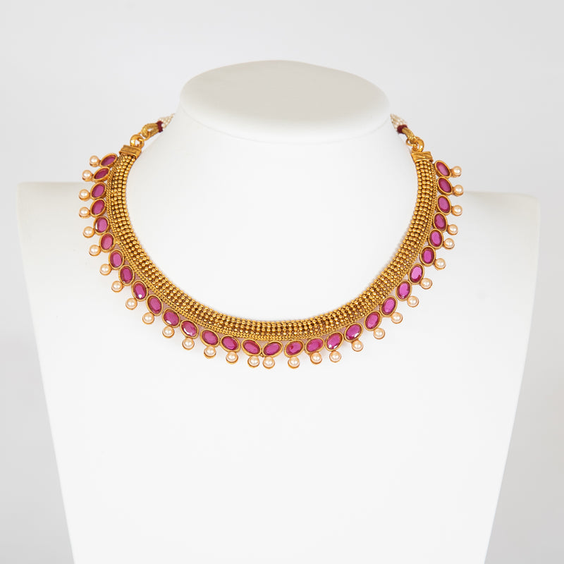 Ruby Ayra Jewelry Set
