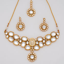 Shreya Kundan Necklace Set