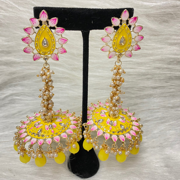 Kriaa Gold Plated Yellow Meenakari And Kundan Jhumki Earrings - 131636