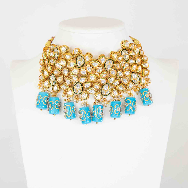 Adhira jewelry set: necklace - Romikas