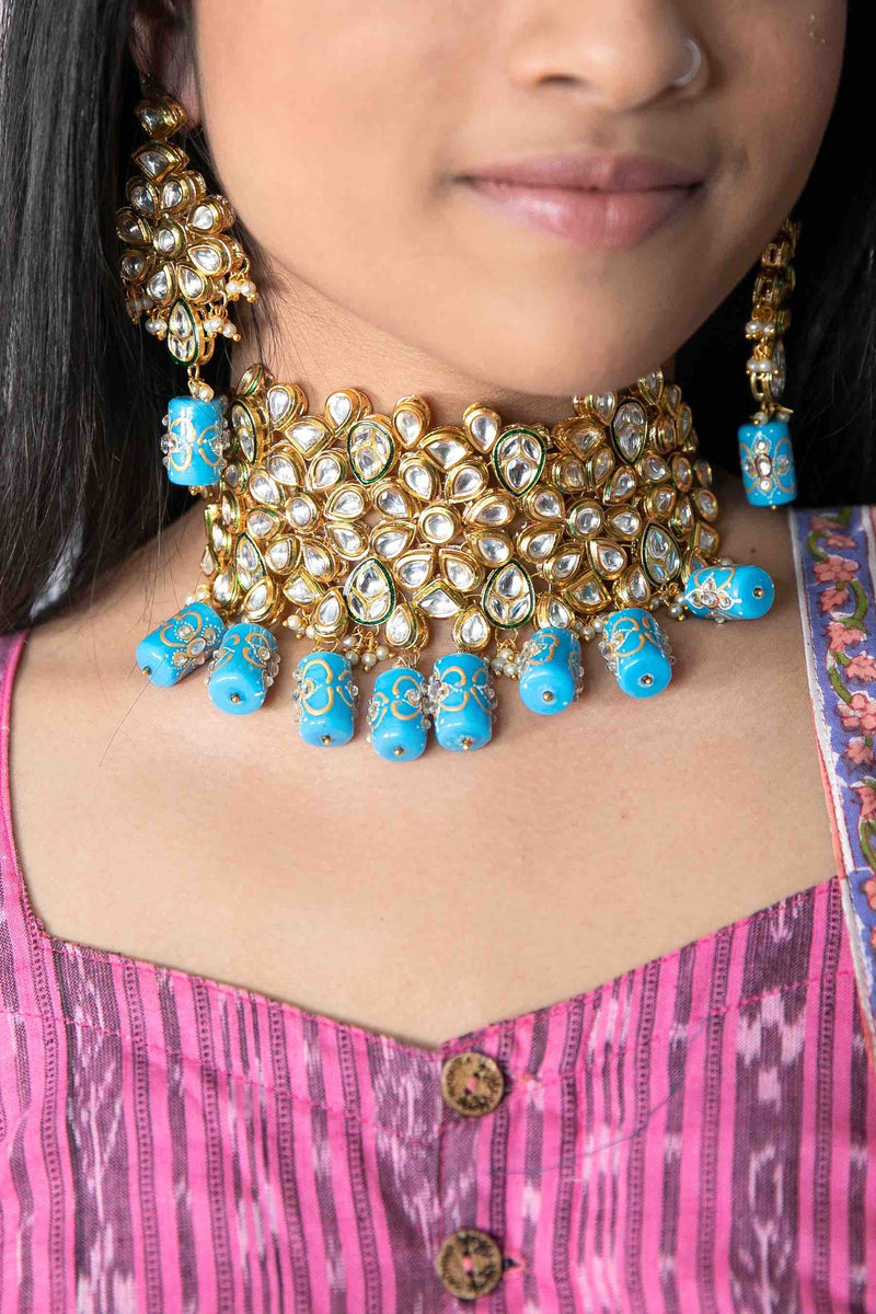 Adhira jewelry set: necklace, earrings - Romikas