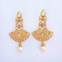 Clear Zoya earrings: kundan, polki, pearls - Romikas