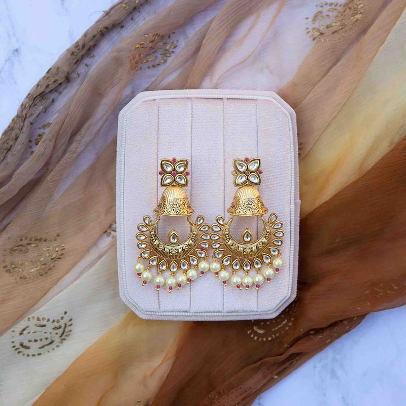 Gold Tara kundan earrings: pearls - Romikas