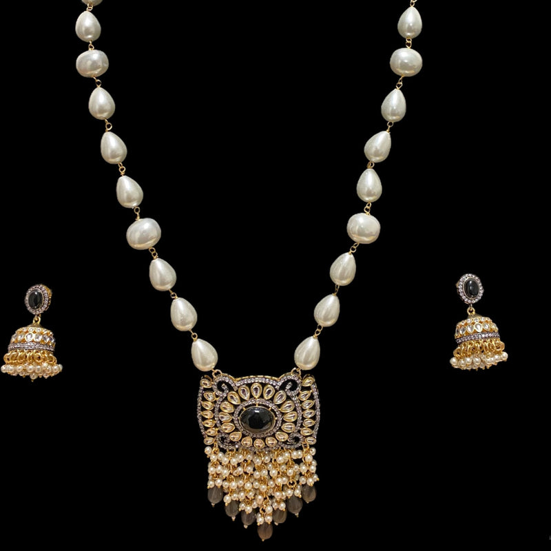 Black Payeli Kundan Long Necklace Set